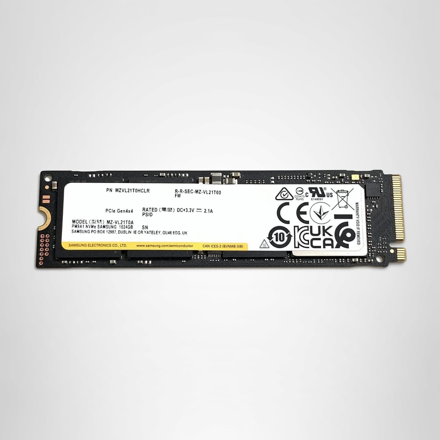Amazon | サムスン SSD 1TB PM9A1 NVMe PCIe 4.0 MZVL21T0HCLR