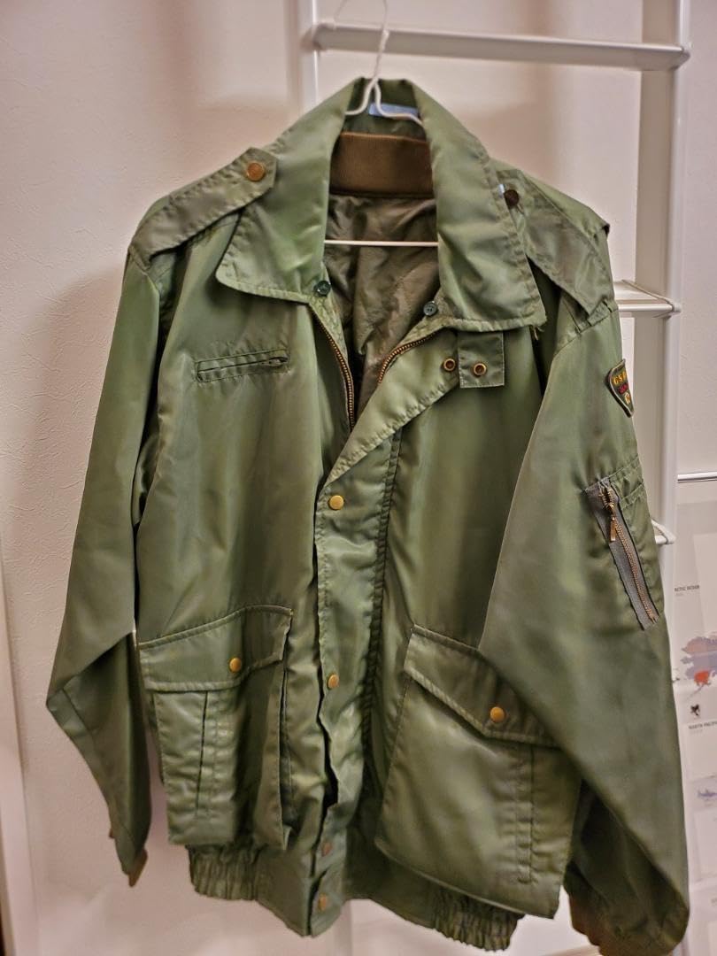 ３号：陸上自衛隊のジャンパー（Ｍサイズ） 3号：陸上自衛隊のジャンパー（Mサイズ）