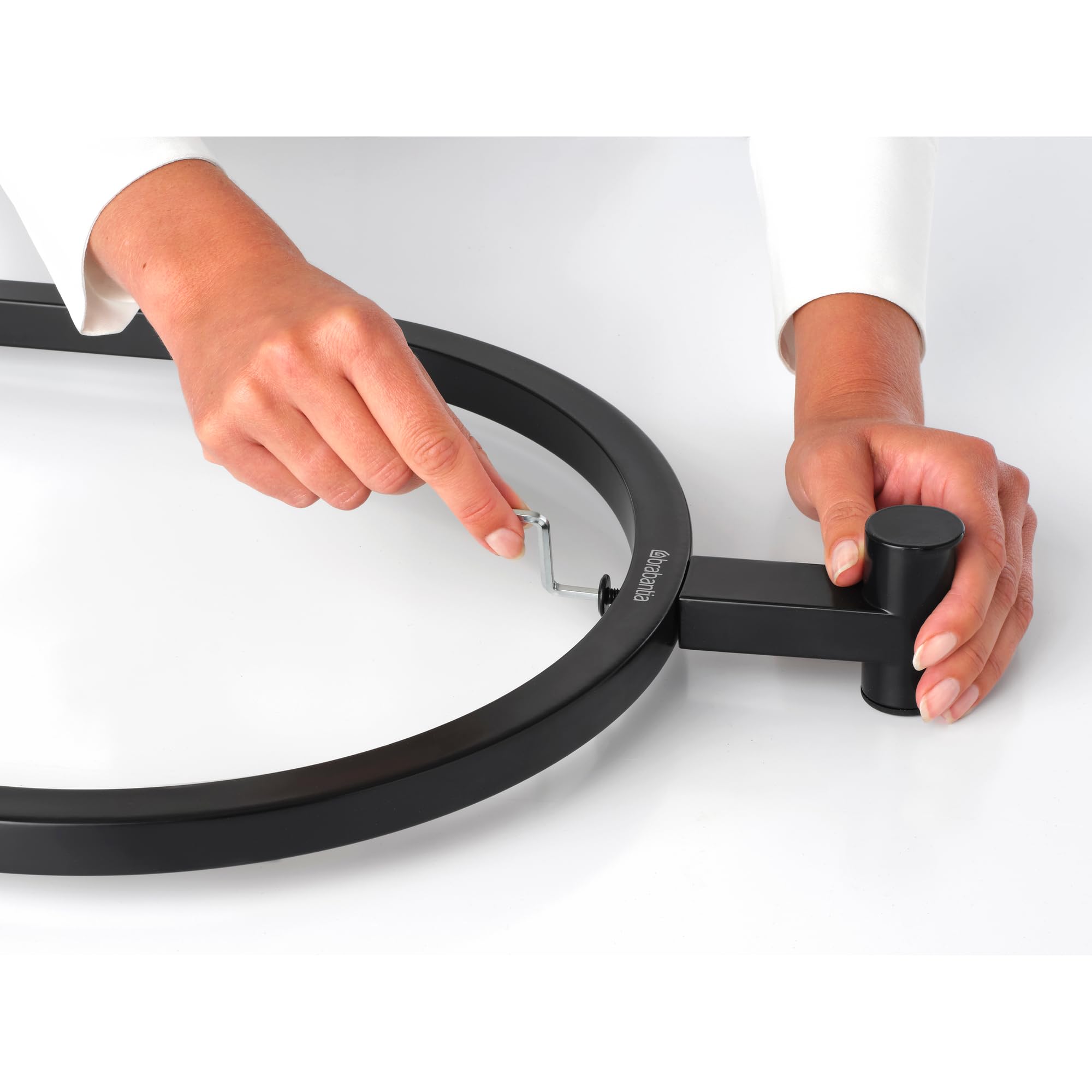 Brabantia - Galán de Noche Linn - Perchero multiusos - Colgar, airear o secar - con gancho para colgar - Compacto - Riel para ropa o toallas - Accesorio para el hogar - Negro Mate