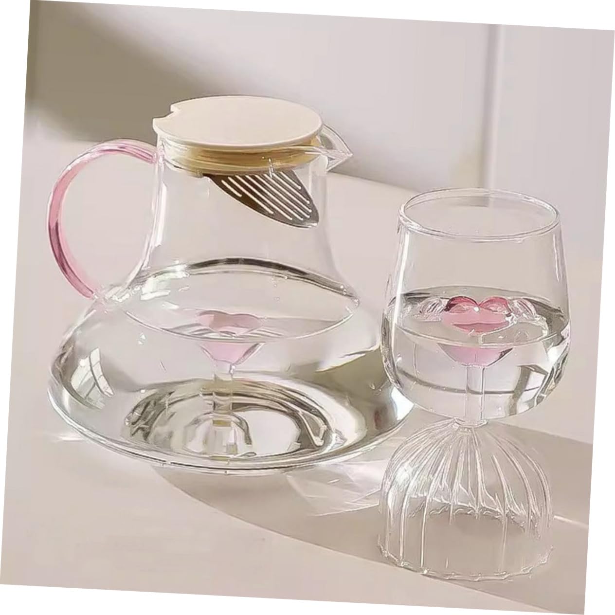 Glaskrug 1500ml mit Deckel und Griff, Tropffrei zum Ausgießen