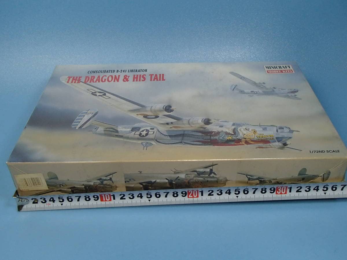 Amazon.co.jp: ミニクラフト 1/72 B-24J リベレーター ドラゴン