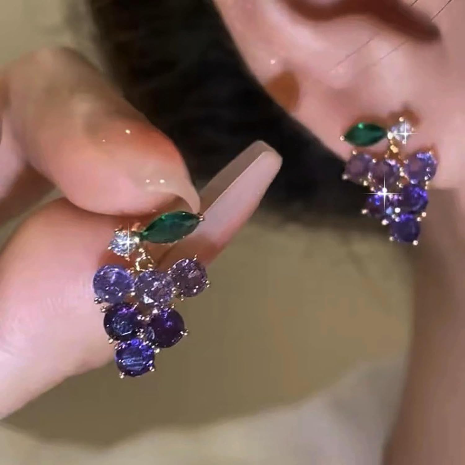 Andelaisi Boho Grape Drop Earrings Vintage Creative Grape Earrings Grapes Fruit Dangle Earring Lovely 3D Fruit Cute Earring for Women - Image 2