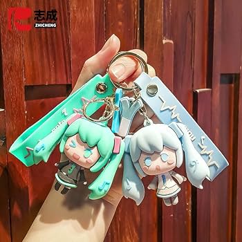 Amazon.co.jp: 初音 キーホルダー ミク ストラップ 3D立体 PVC製 ミク
