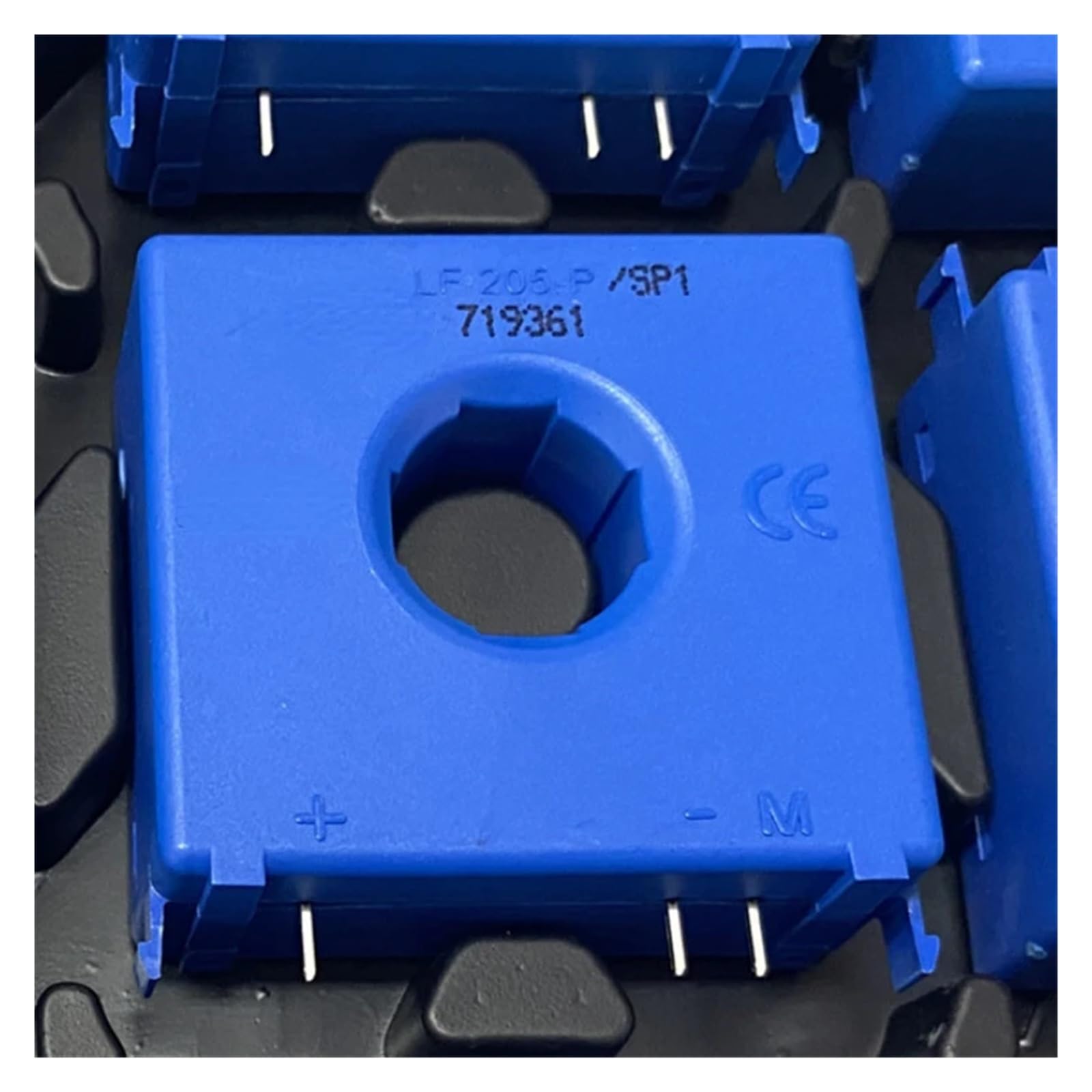CLEUFWKO LF205-P/SP1 Current Sensor Transformer 200A Module