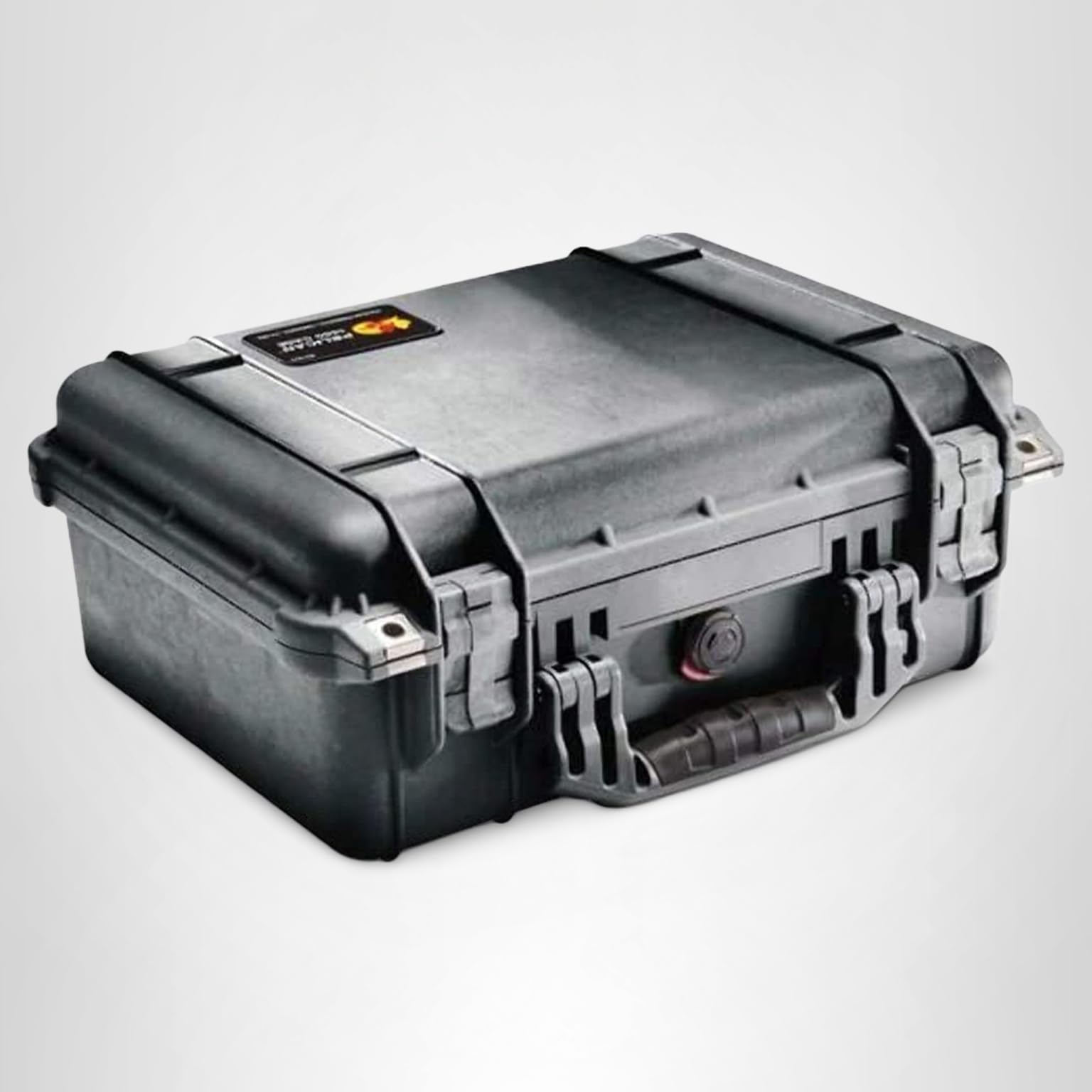 Amazon.com: Pelican 1450 Case With Foam (Black) : Sports & Outdoors