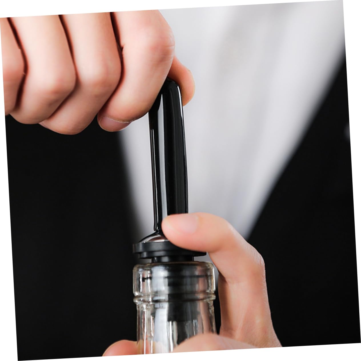 COLLBATH 10pcs Wine Cap Oil Spout Oil Pourer Spout Shot Bottles with Caps Dispenser Bottle Pourer Pourers Dust Covers Kegerator Oil Dispenser Bottle Spouts Sealer Black Rubber