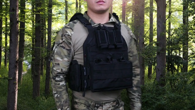 Amazon.com : PIKEON Tactical Vest Quick Release Airsoft Vest for