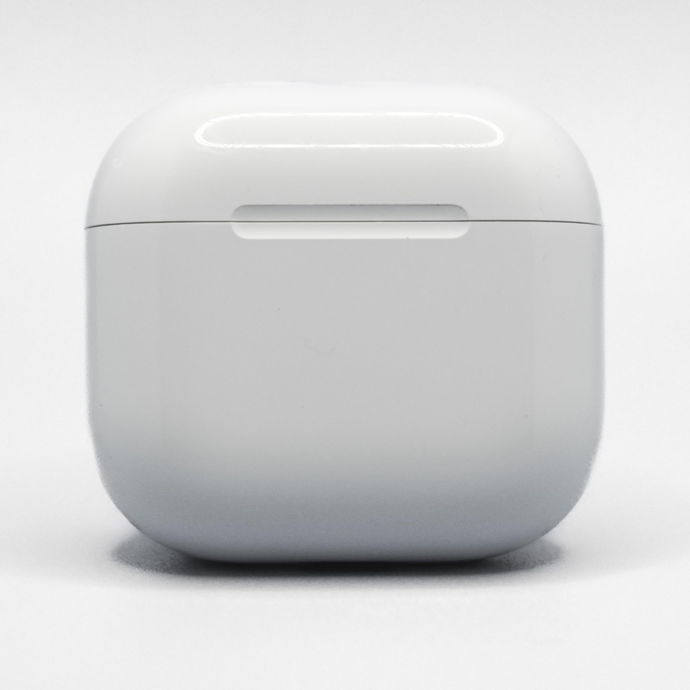 Amazon.com: Apple AirPods 4 - Replacement Charging Case (A3058