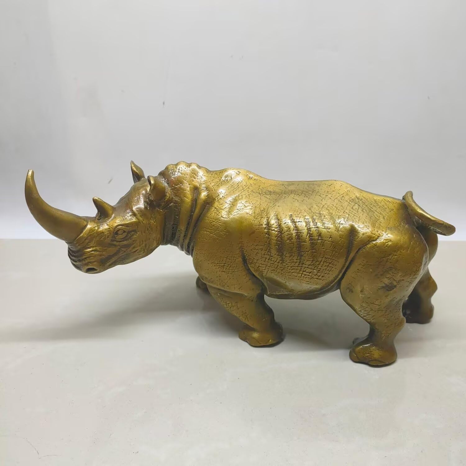 GLETSF Metal Decorations Home Decoration Copper Ornaments Copper Five Bulls Accumulating Blessings Five Bulls Desktop Ornaments Art Statues Home Decorations,