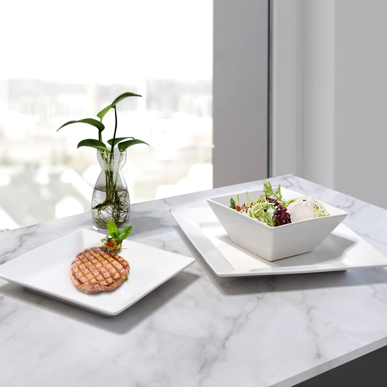 Set di stoviglie in ceramica, 12 pezzi, quadrati, per quattro, bianco, design resistente ed elegante per l'uso quotidiano e occasioni speciali