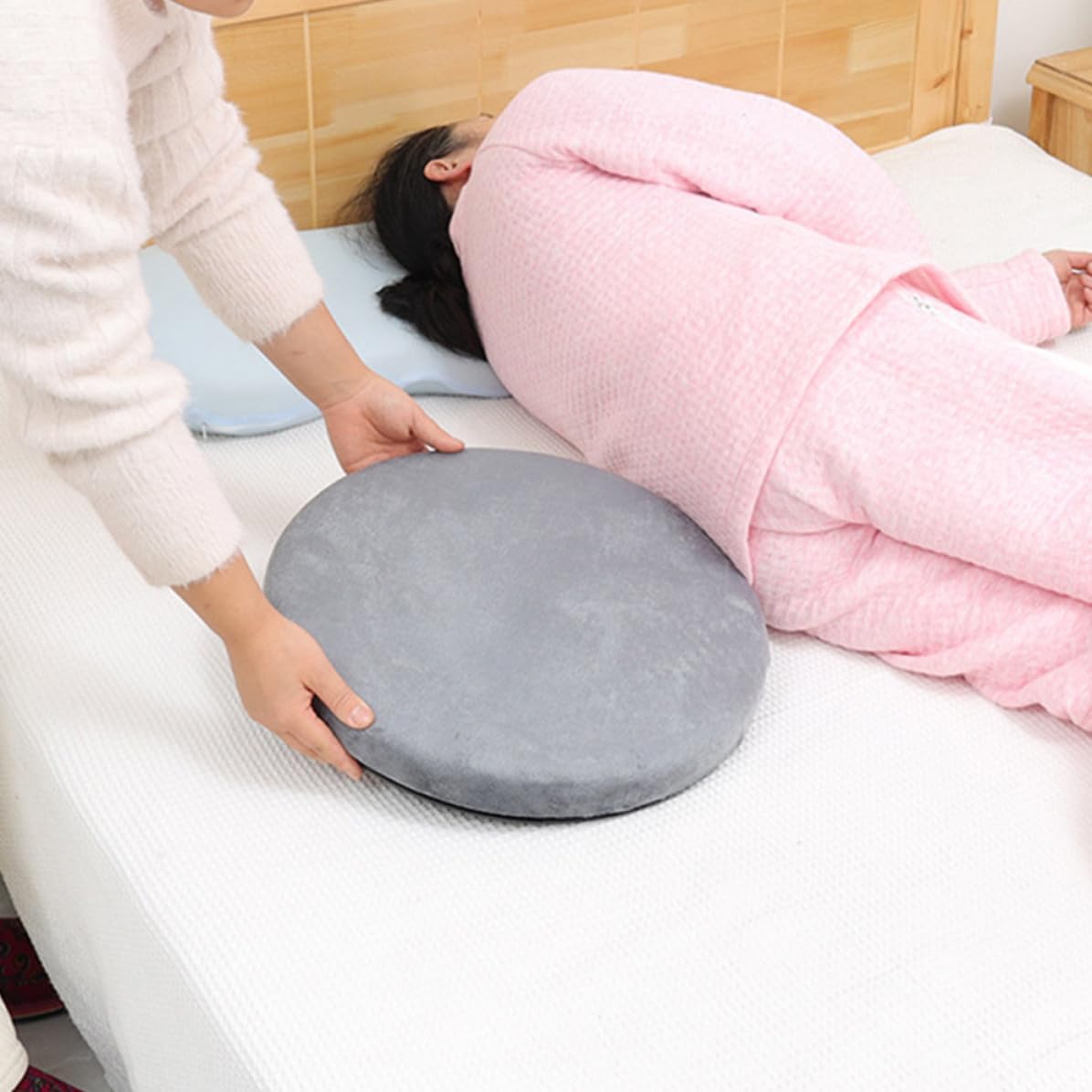 Zerodeko Drehbares Sitzkissen für Senioren 360 Grad Drehbares Rotationskissen aus Velour und Schwamm Weich und Komfortabel für Auto und Bett
