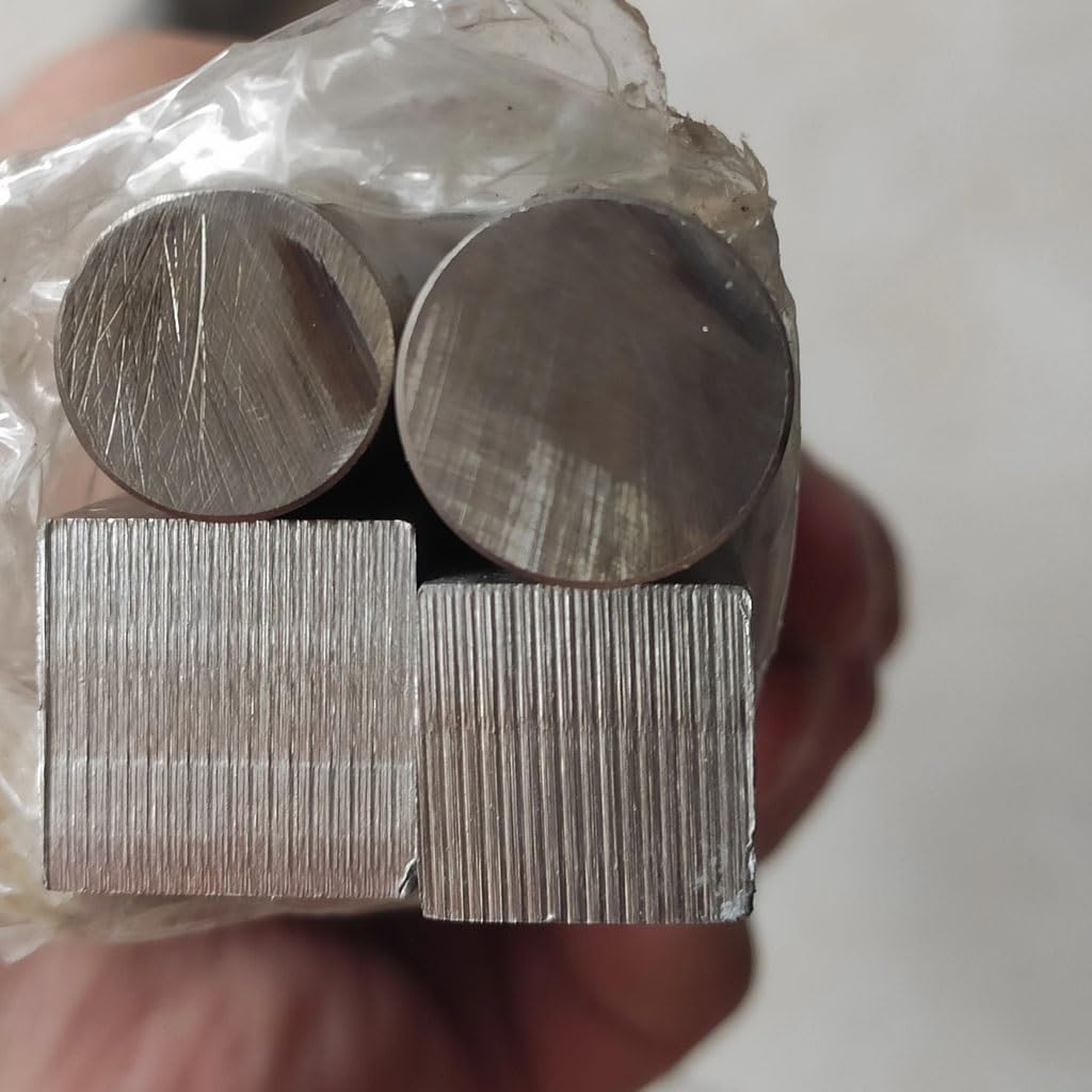 Nastri in acciaio inossidabile, Barra quadrata in acciaio inossidabile 304 15x15-25x25mm lunghezza 100 mm trafilata a freddo(18x18mm Length 100mm)