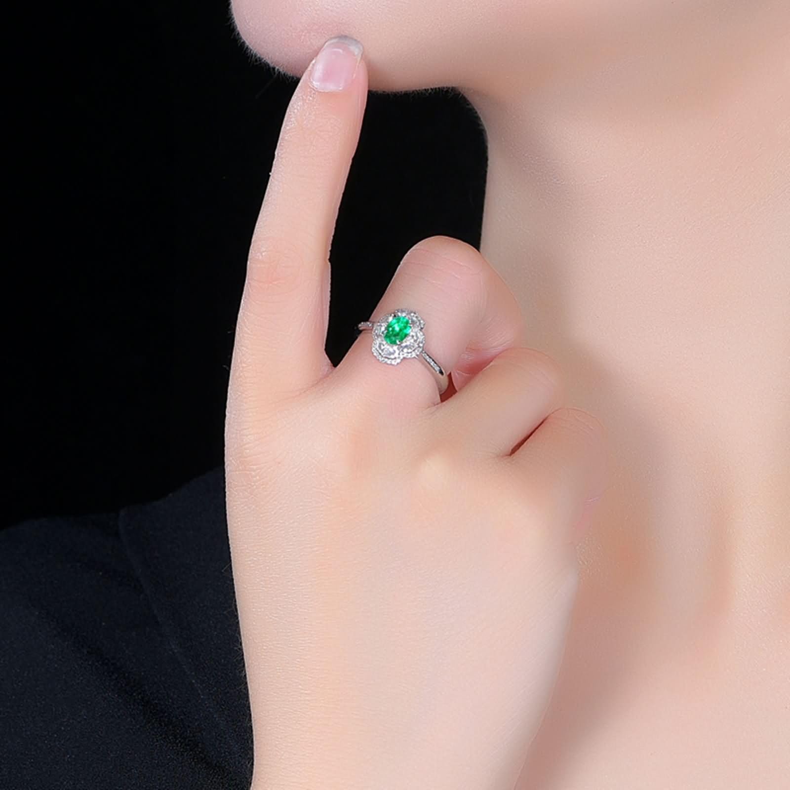 Anillo de Alianza Mujer Oro Blanco 9K / 14K / 18K, Flor y 4 Garras Oval con Esmeralda de 0,6ct y Diamante, Anillo de Alianzas Plata Verde Mujer