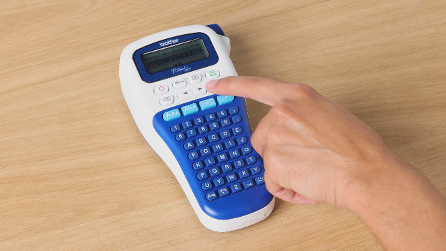 Brother PT-H107B Portable Labelling Machine for Home and Office, Up to 12  mm, Print Speed up to 20 mm/sec : Amazon.co.uk: Stationery & Office Supplies
