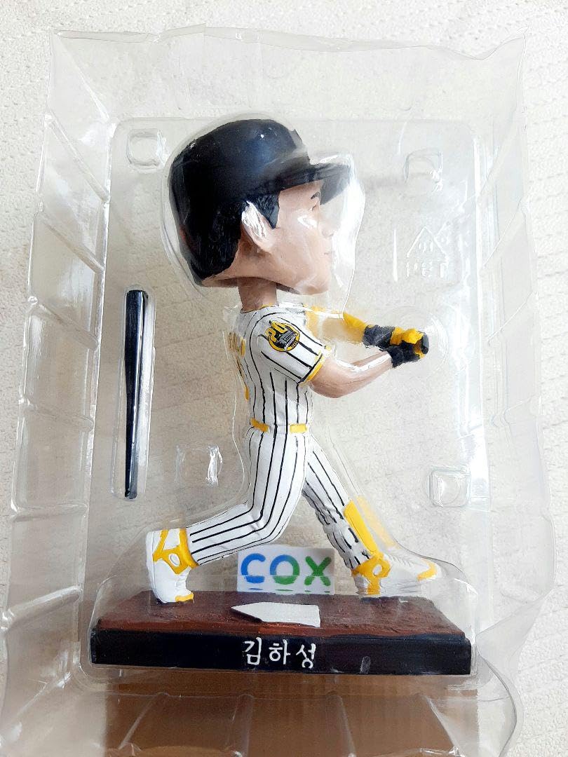 キムハソン(金河成)ボブルヘッド Amazon.co.jp: キムハソン金河成ボブルヘッド : おもちゃ