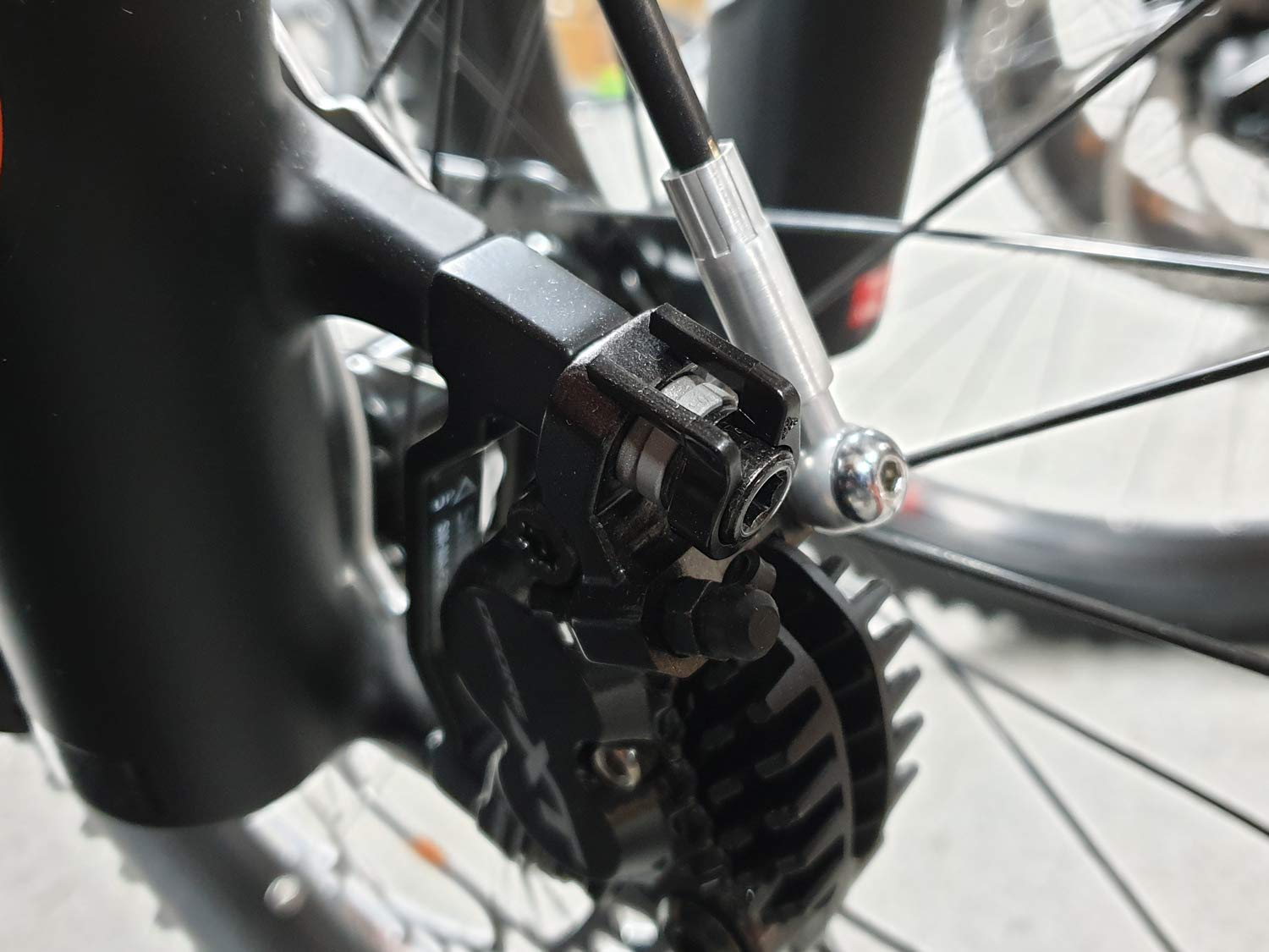 2x Anelli Di Sicurezza Per Viti Freno Shimano, Universali, Plastica Nera