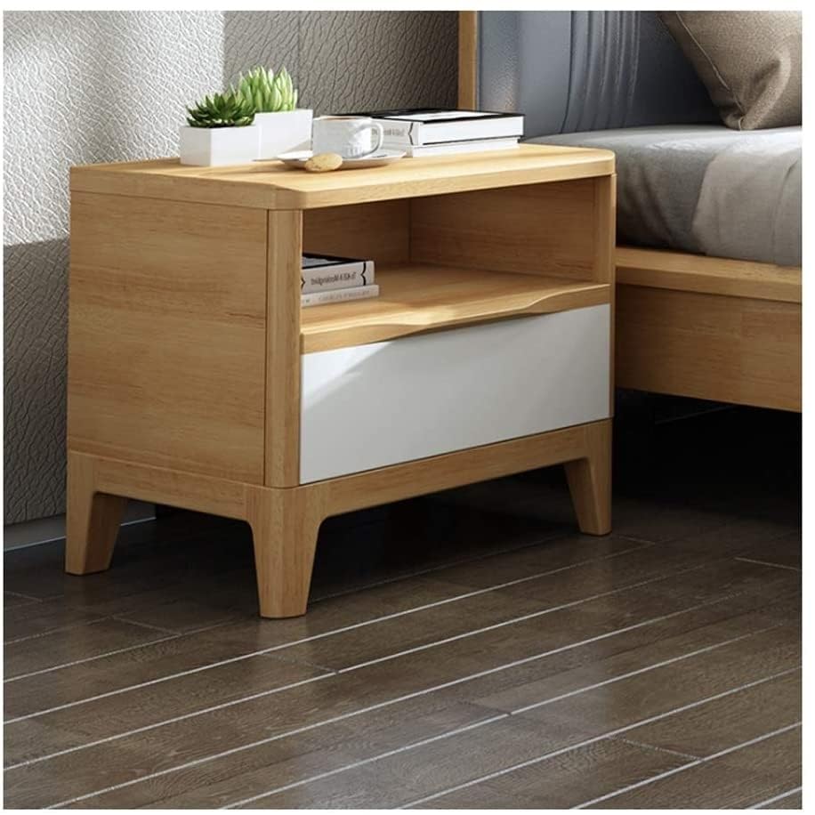 Table de chevet en bois massif JATIBOSH : l'élégance naturelle d'une table d'appoint à 2 niveaux