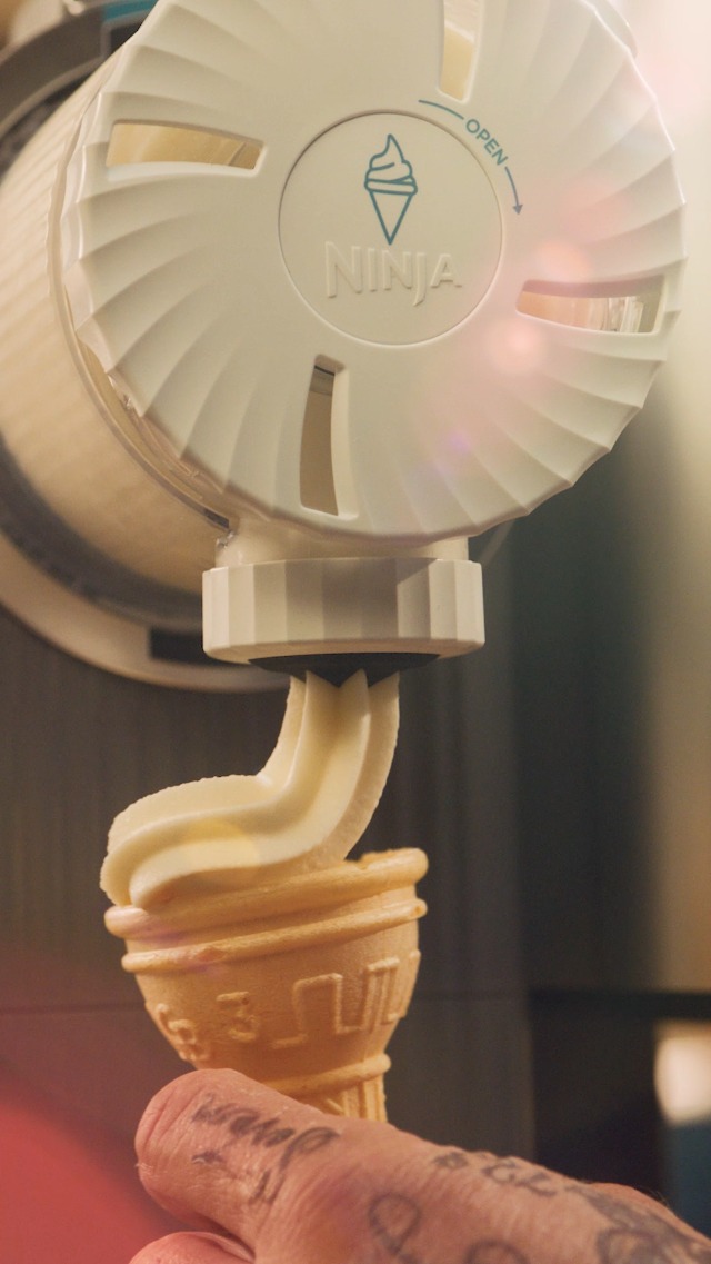 Amazon.com: Ninja CREAMi, Ice Cream Maker, Ice Cream, Gelato