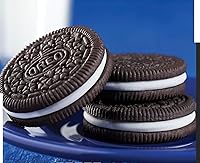 Vista 4 de Home Sweet Bundles Paquete de 12 mini muffins Oreo recién horneados con tapices decorativos, incluye 30 flores prensadas y tapetes blancos