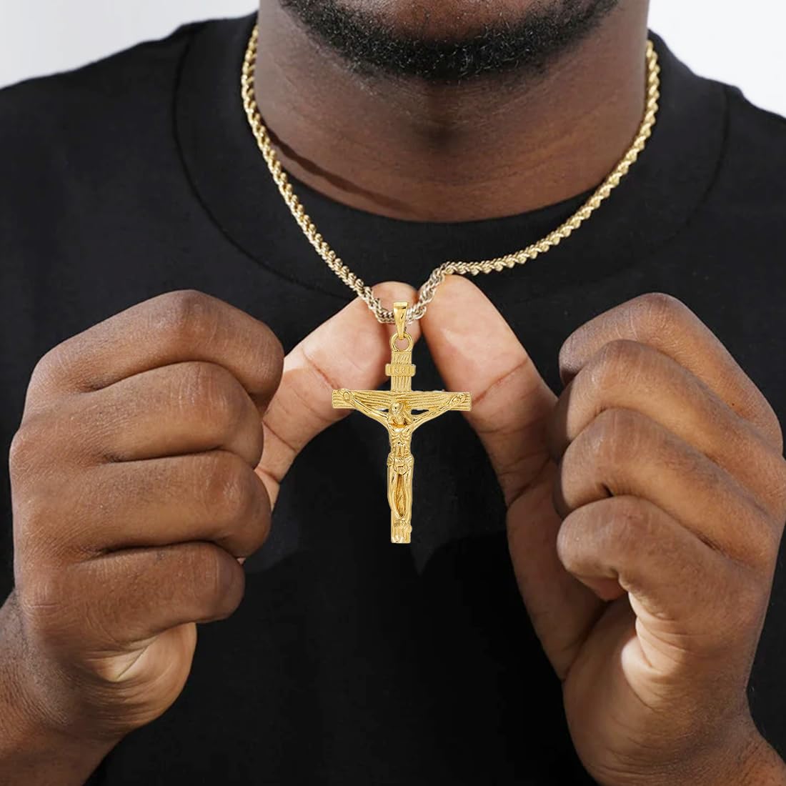 Collana con ciondolo in acciaio inossidabile con croce di
