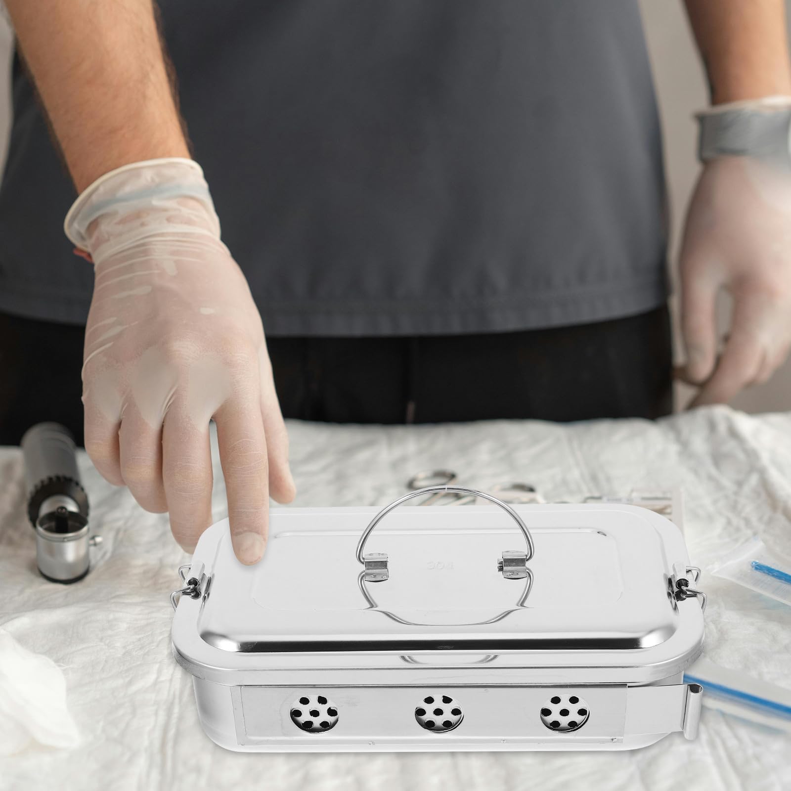 Vassoio in Acciaio Inox 304 Sterilizzabile Chiusura a Scatto per Laboratori e Ospedali, Resistente e Riutilizzabile per Medici e Dentisti