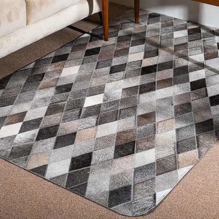 Cowhide Leather Area Rugs, Luxurious Diamond Carpet, Hair On Geometric Patchwork Leather Carpet, Western Living Room Rug, Vintage Rugs for Bedroom, Hallway and Entryway Rug (2'3"x7 ft)