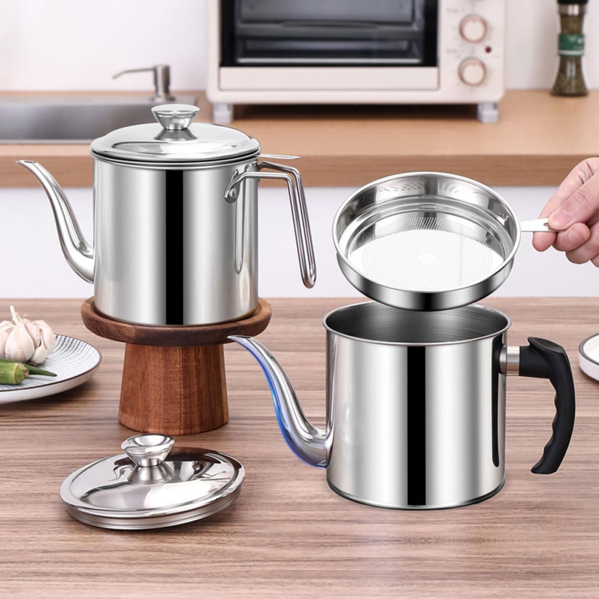 BESPORTBLE Contenitore per Condimenti in Acciaio 18L con Filtro Integrato Erogatore Multifunzione per Oli e Condimenti Design Compatto e Manico Ergonomico per Uso Quotidiano in Cucina