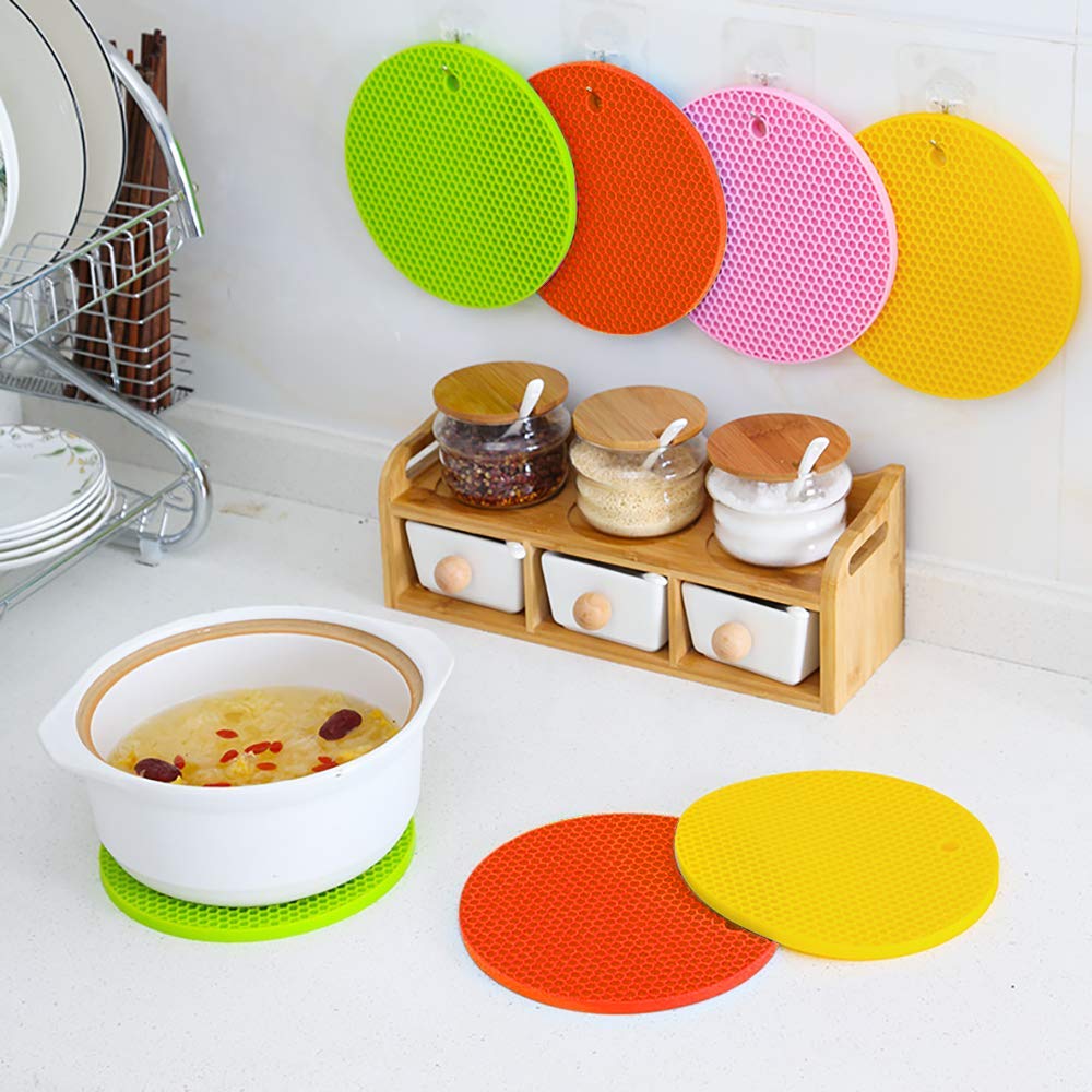 ADTALA Silicone Kitchen Mats Non Slip Dish Drying Pot Mat Thick Trivet Coasters Round Honeycomb Texture Heat Resistant Pads Flexible for Home Kitchen Tools Tableware (4 Pcs) 3