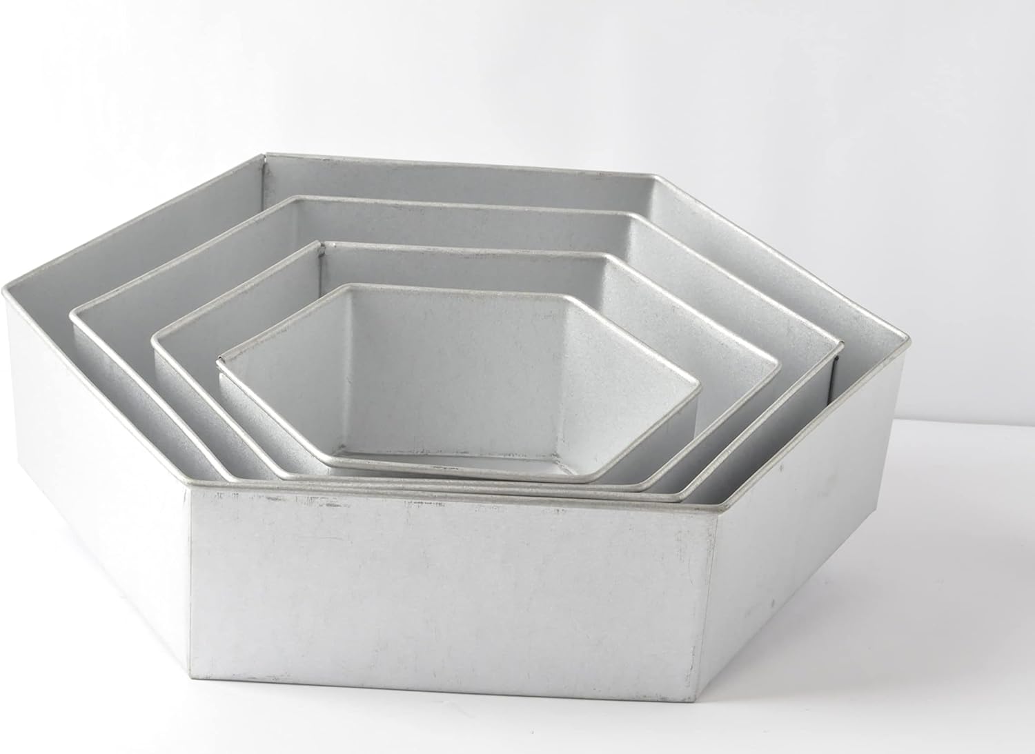 AmeriTins Set of 4 Hexagon Cake Pans 6",8",10",12" 3