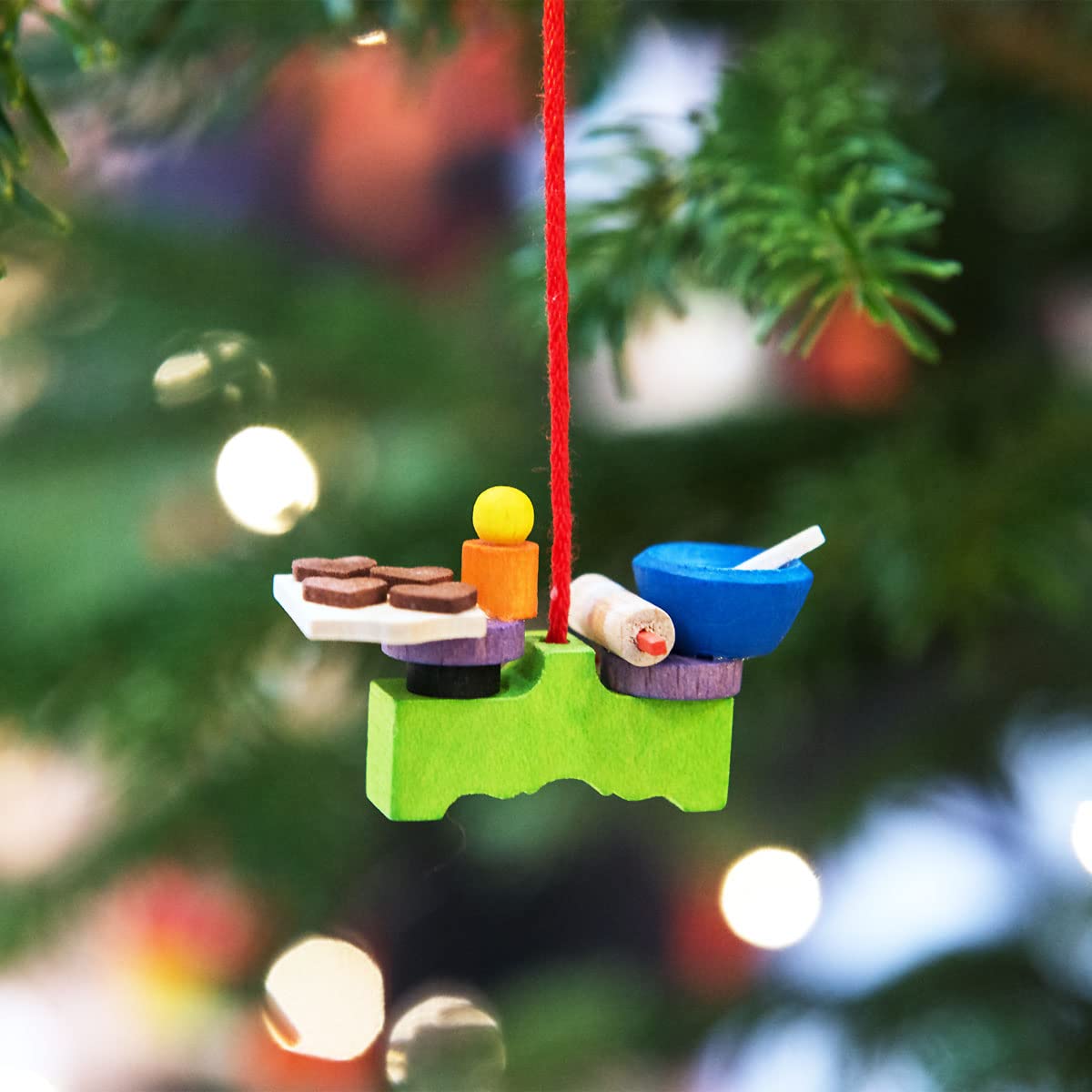 Graupner Holzminiaturen® | Adventskalender-Set 24-teilig Baumschmuck aus Holz | Original Erzgebirgische Holzkunst® | Weihnachtskalender Kinder Sammeln