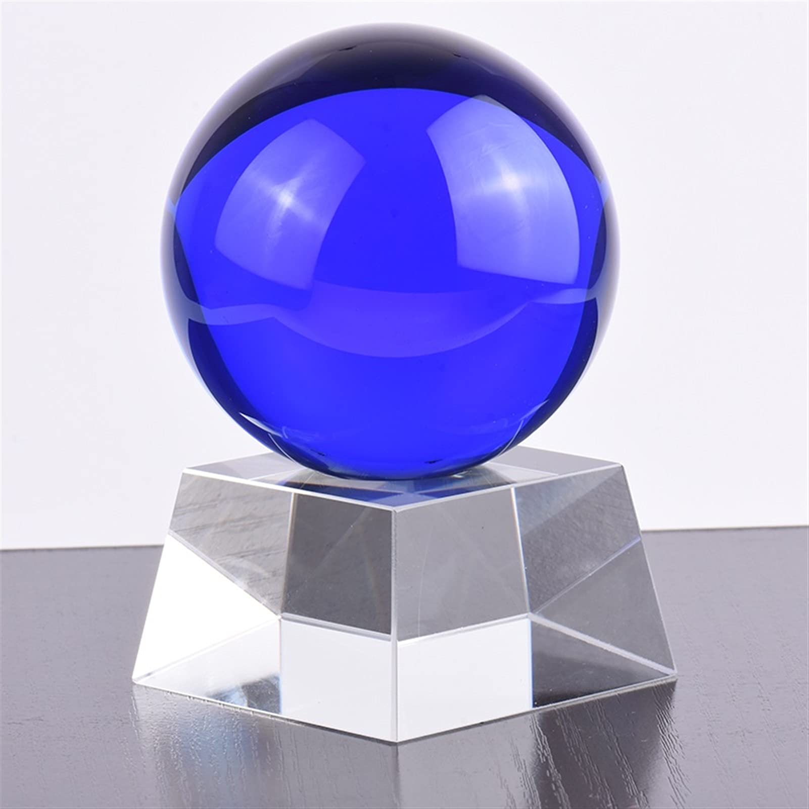 bola de cristal (en la magia occidental) 6 cm 8 cm Bola de cristal azul Decoración Regalo Feng Shui Ball Sala de estar Inicio Porche ventana Oficina Decoración Decoración del hogar bola de cristal(D 8