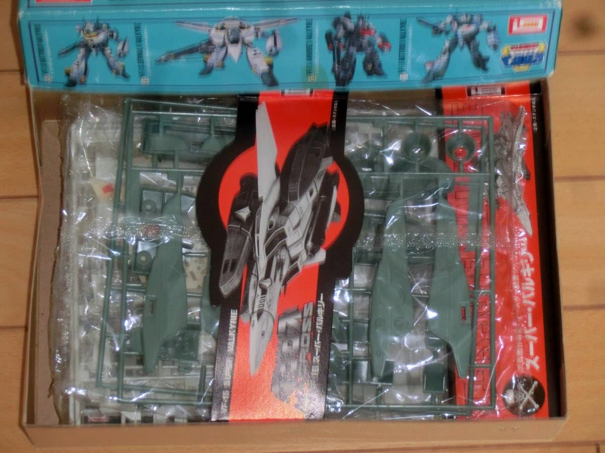 Amazon | イマイ 1/72 超時空要塞マクロス VF-1S スーパー・バルキリー