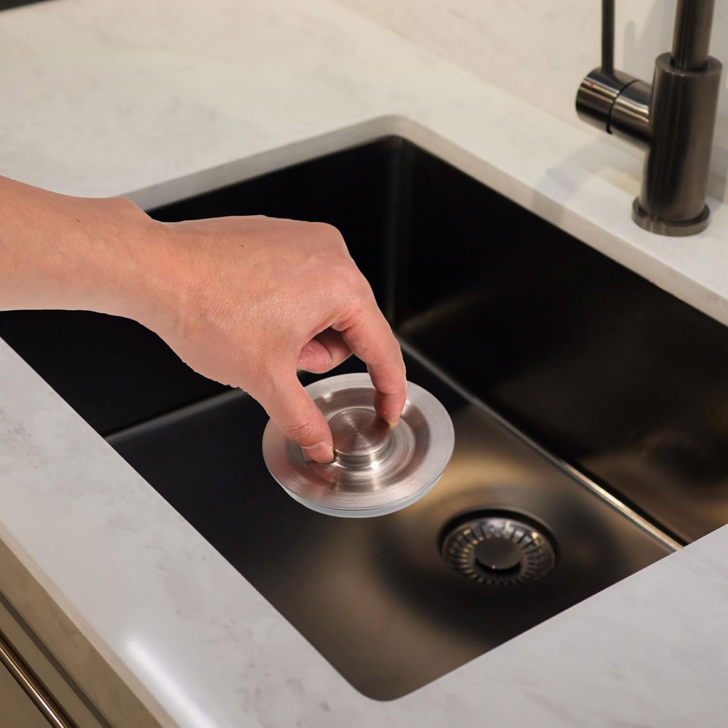 uxcell Kitchen Sink Strainer Stoppers with Handle and Lid Universal Sink Drain Strainer Filter Kit Stainless Steel Cover Plug for Bathroom Kitchen Sink, Silver(3" x 3.3" x 2.2")