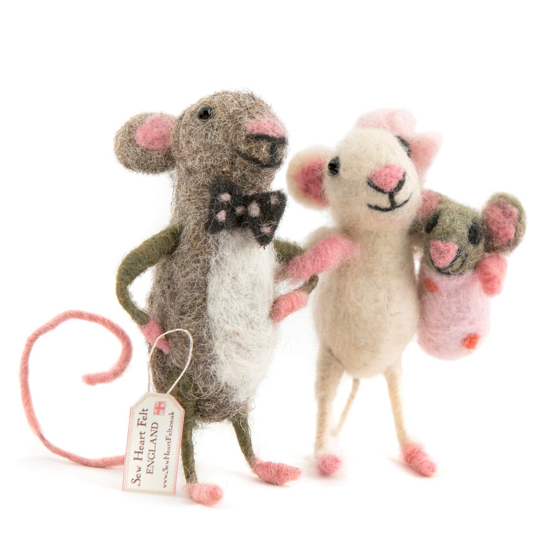 Sew Heart Felt | Mummy and Daddy Mice Carrying Baby Girl | New Mum Gifts & Mum-to-Be Gifts for New Parents | Mother and Daughter Keepsake