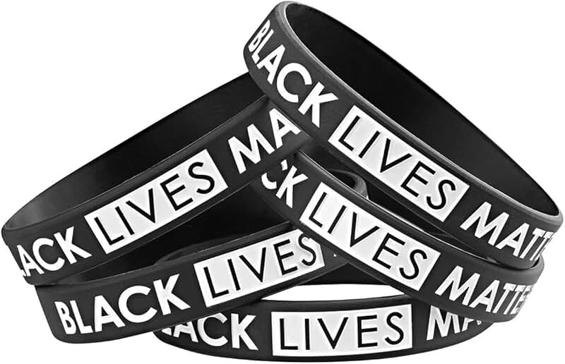 браслет движение первых