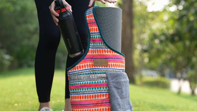 Allen & Mate Bolsa Para Esterilla De Yoga | 100% Algodón Con 3 Bolsillos | Multifuncional Y Ligera | Diseño Vintage Y Acolchado | Regalo Ideal