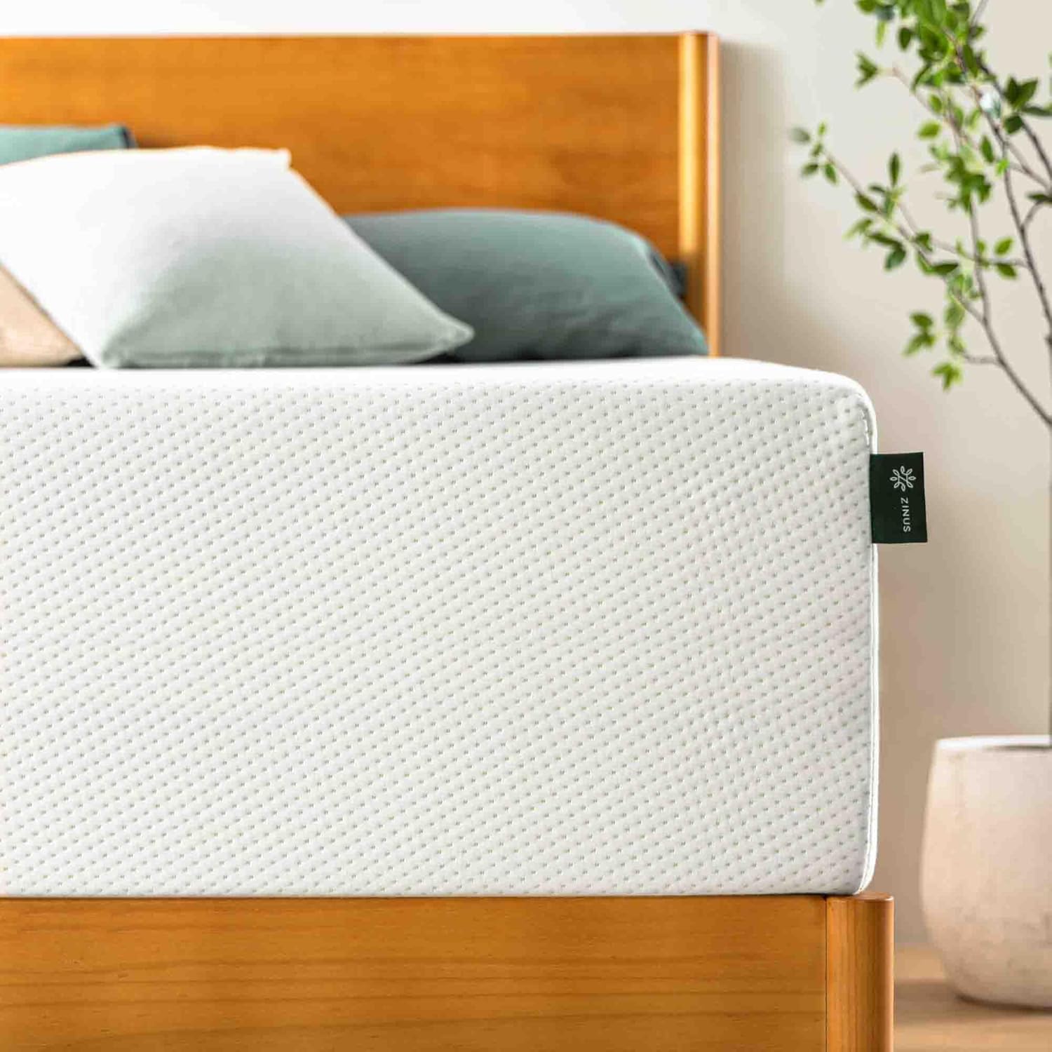 Zinus 14 Inch King Green Tea Memory Foam Mattress, Fiberglass Free, Medium Firm Feel, Zoned Pressure Relief, Certified Safe Foams & Fabric, Mattress in A Box White King 14" New Small Box