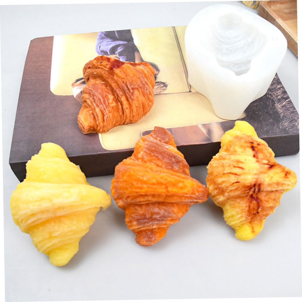 Goodies クロワッサン型 キャンドル Goodies クロワッサン型 キャンドル Goodies クロワッサン型