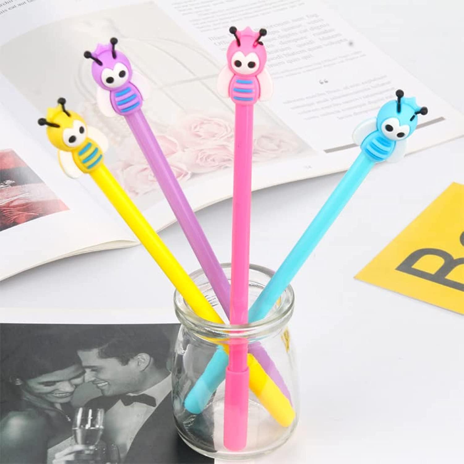Ballpoint Pens, Cute Bees Gel Pens, 12 Pcs Gift Cute Cartoon Pens Black Ink Signature Pens Great Party Supplies School Supplies Bee Party Favors Gifts Toys for Kids Women Coworkers Hostess Girlfriend