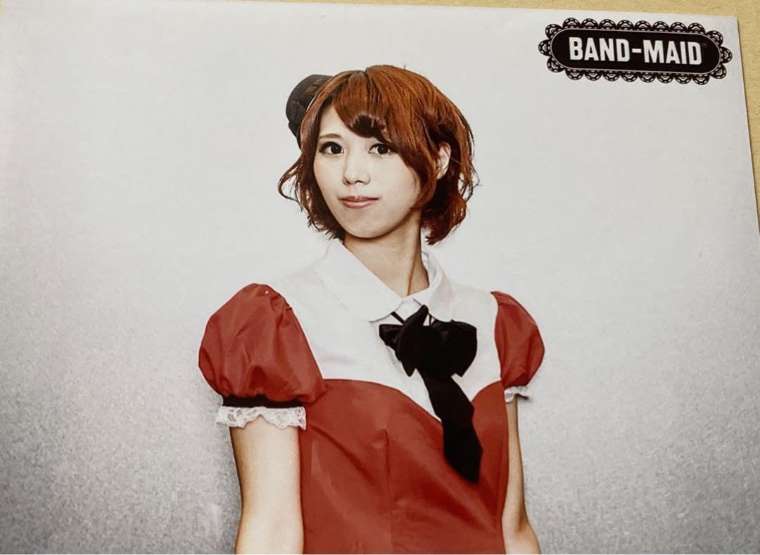 【未開封品】BAND-MAID　AKANE　茜　生写真 Amazon.co.jp: BAND-MAID茜インディーズ時代生写真 ①バンド