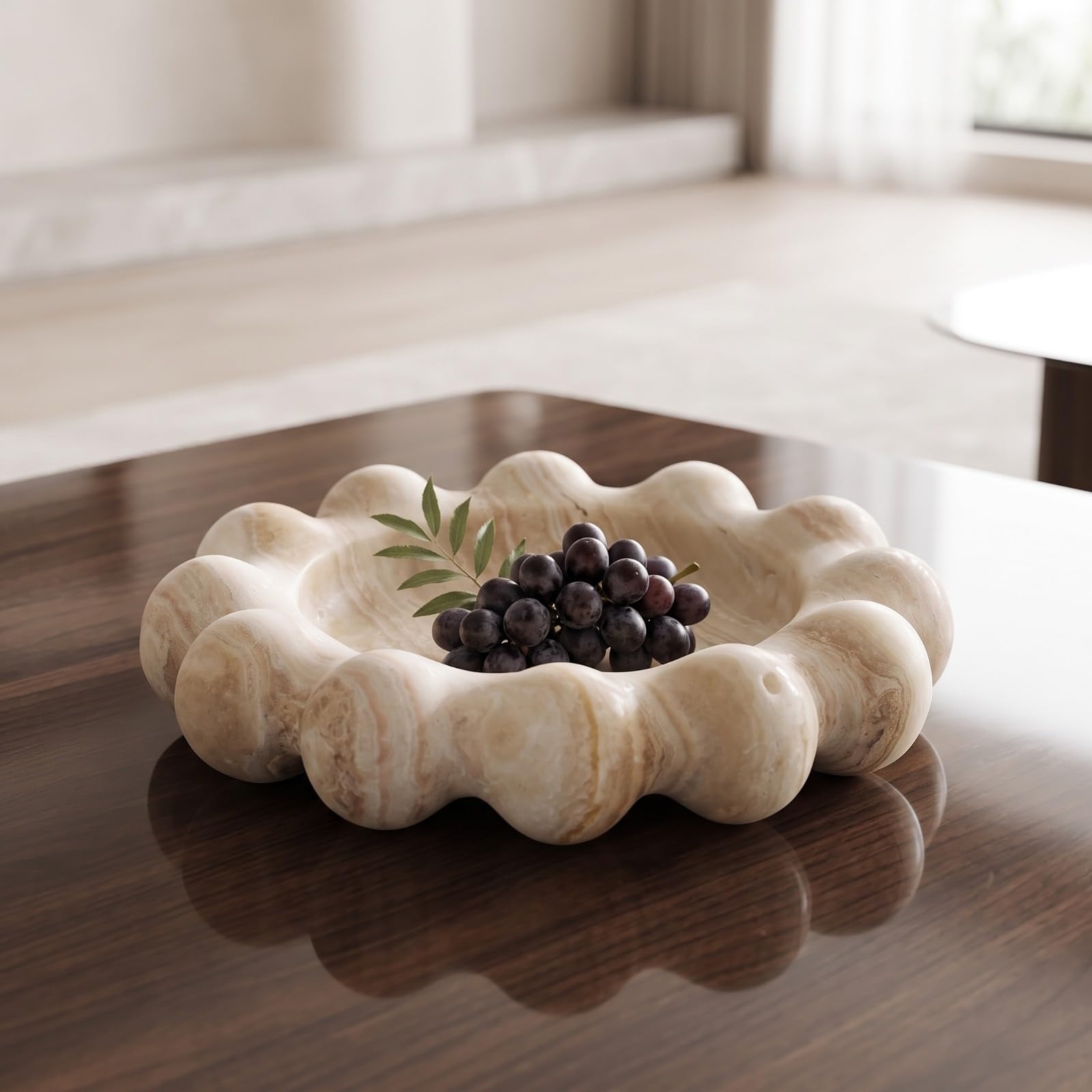 Vassoio in Marmo Scolpito | Elegante, Vassoio con Bordo Ondulato, Scultoreo, Fruttiera, per Tavolino da Caffè, Scrivania, Beige