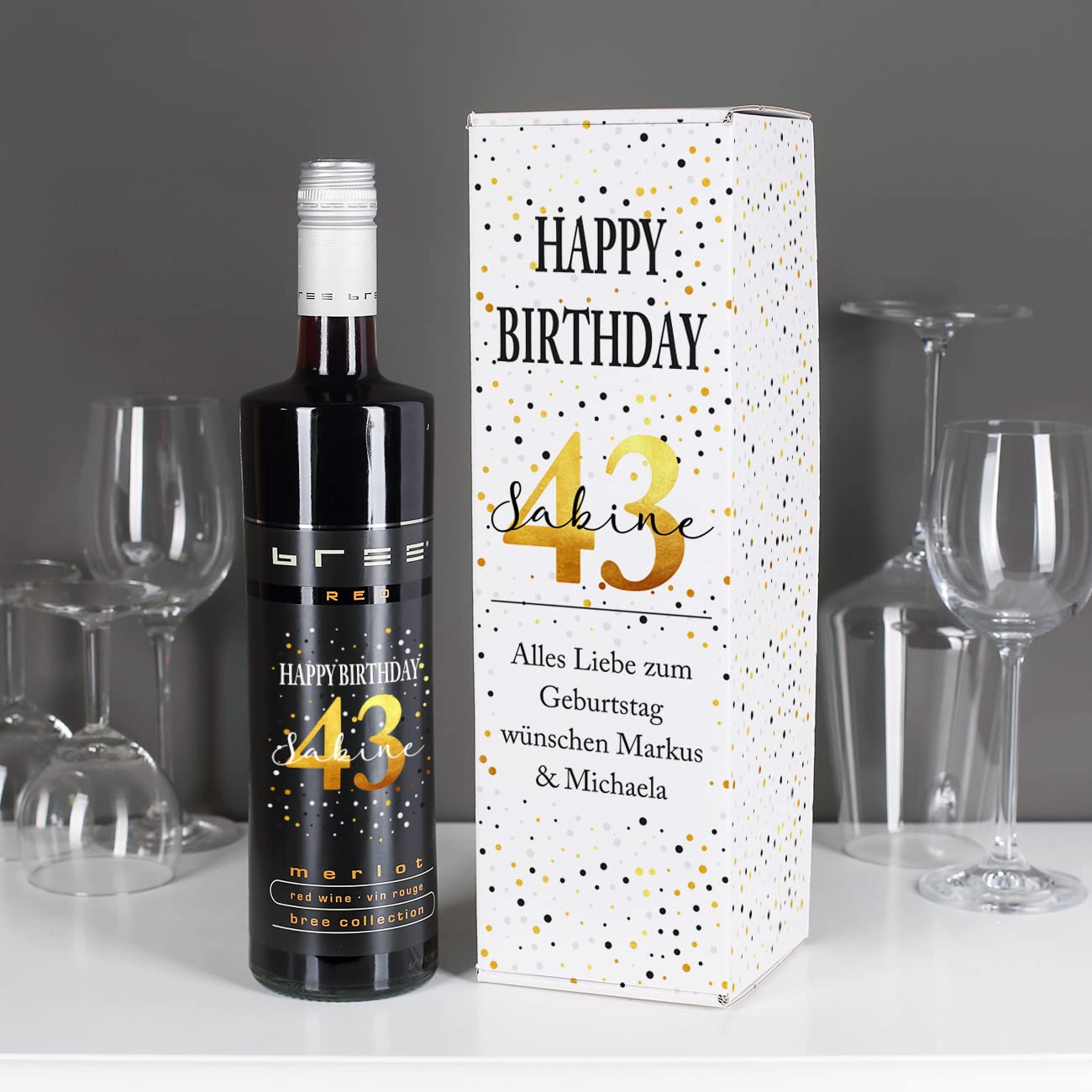 BREE Weinflasche (1 x 0.75 l) Geburtstagswein personalisiert mit Namen und Alter (merlot, Flasche + Verpackung)