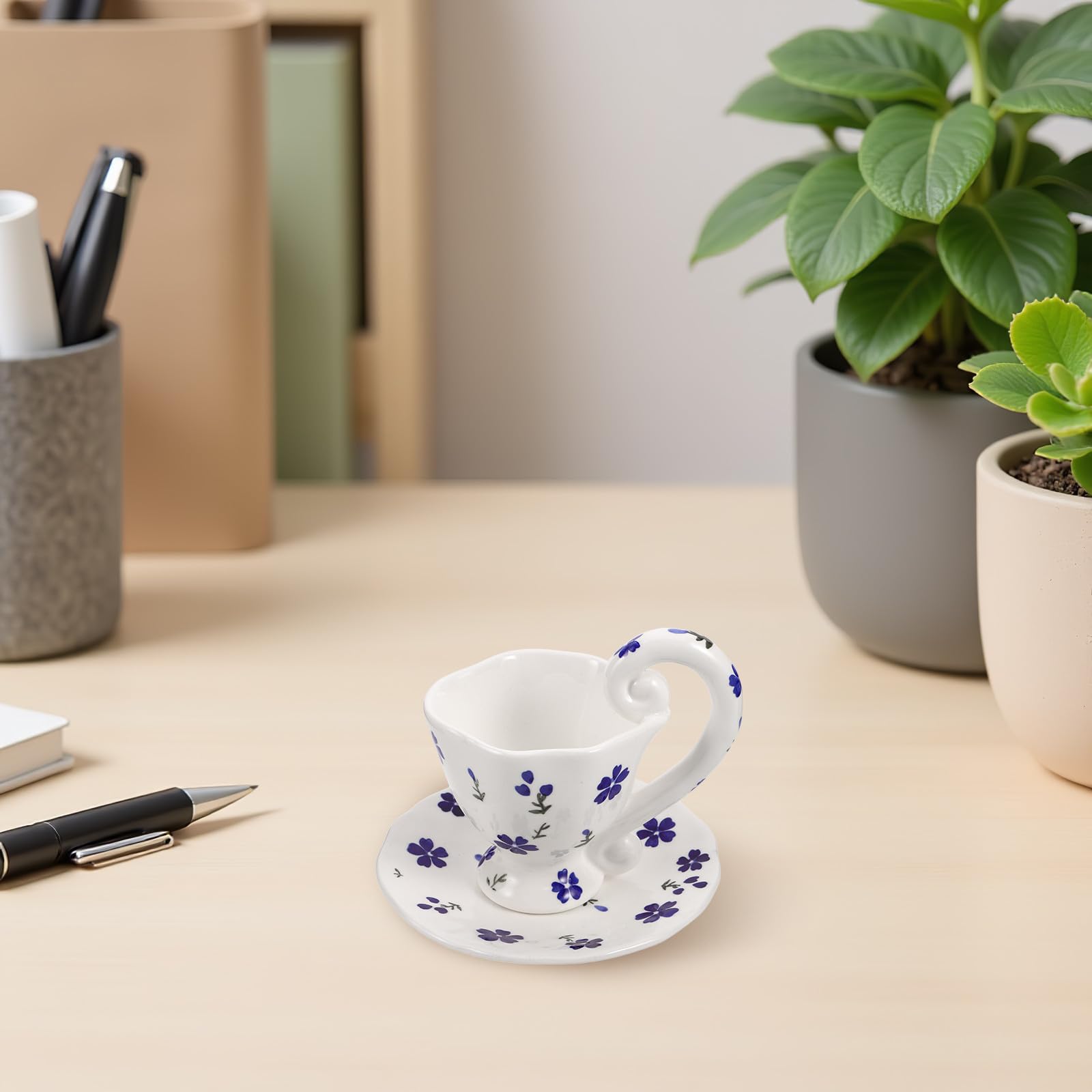 HEALLILY Juego de Taza de Café de Cerámica Azul con Diseño Floral Pintado a Mano, 6.7oz, Cómodo y Práctico para Desayuno en Casa u Oficina