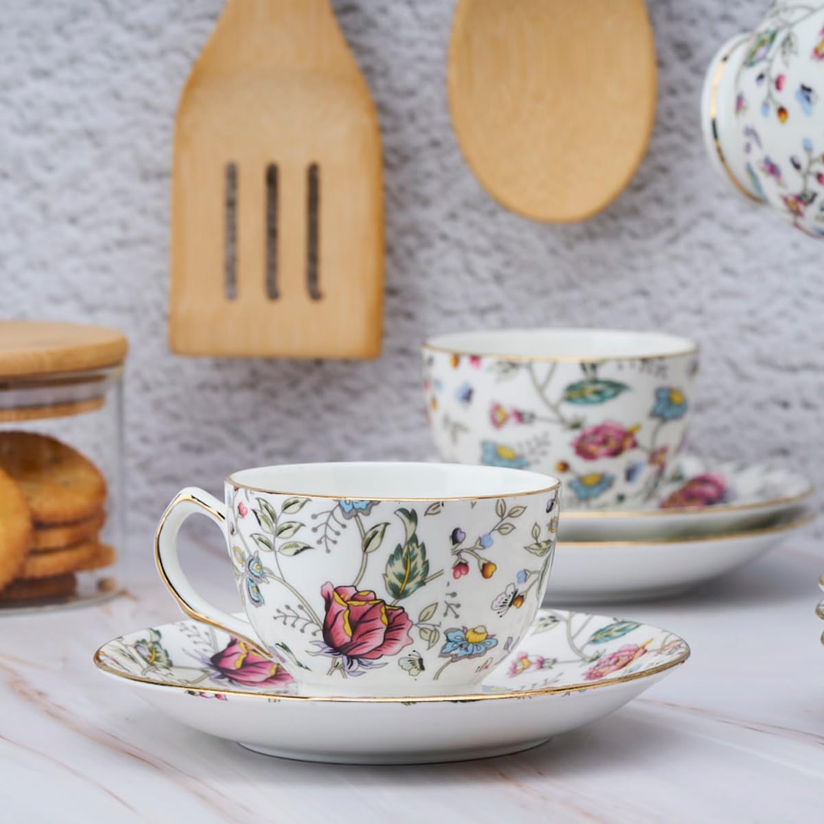 GOLDEN QUEEN'S Cup & Saucer Set | Perfect for Hosting & for Tea/Coffee Lovers | Handcrafted in India, Inspired by Florals & 24-Carat Gold Rim | 6 Cups & 6 Saucers |170 ml - Pink Shrub