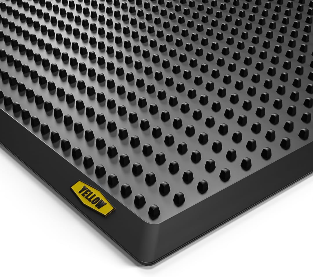Yellow Safety® Heavy Duty Rubber Entrance Mat, Outdoor Use, Black Studded, 36"x24" Treaded