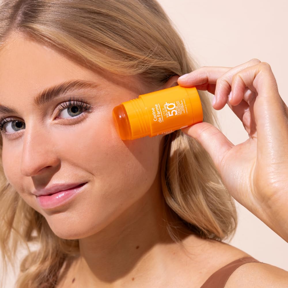 Corine de Farme - Stick Solaire SPF 50+ Très Haute Protection UVA/UVB - Zones Sensibles Visage Cicatrices et Tatouages - Fini Invisible - Actif Antioxydant Microalgue - 15ml