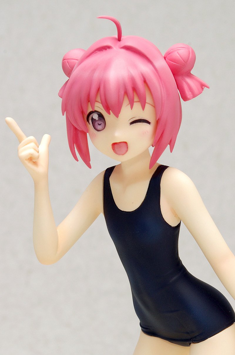 Amazon.co.jp: ゆるゆり 赤座 あかり (1/10スケール PVC塗装済み
