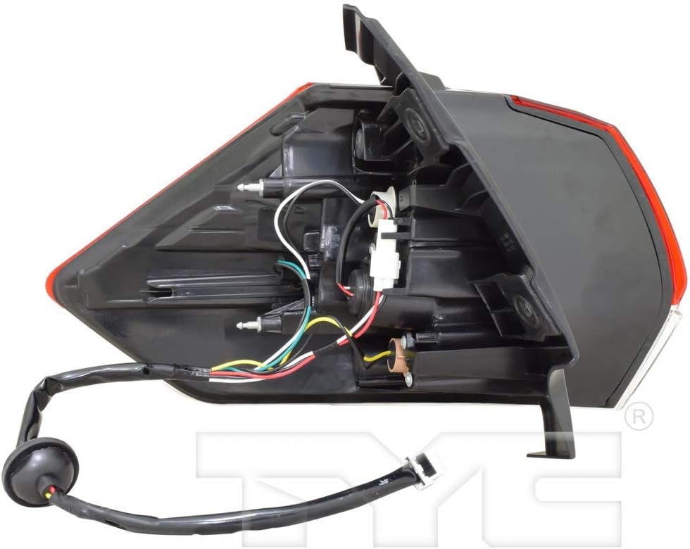 For Nissan Rogue Hybrid Outer Tail Light 2017 Passenger Side For NI2805110 | 26550-6FL0C