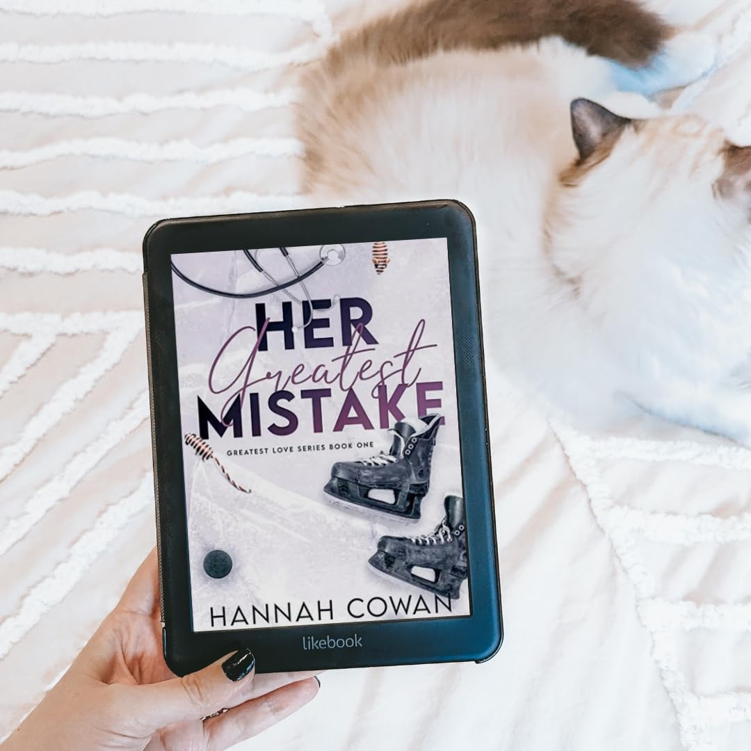 Her Greatest Mistake Cowan, Hannah Books