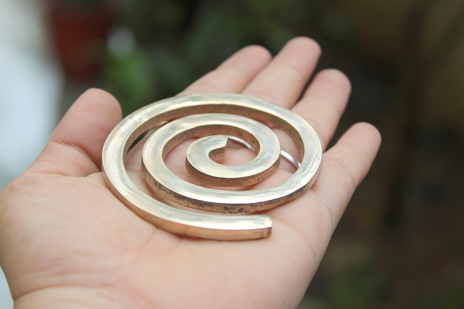 Prajet Energized Vastu Helix Set di 3 Energized Vastu Bilanciamento Helix Home Office Attivare Bilanciamento d'angolo porta armonia e pace Vastu Remedies. (North West Helix)